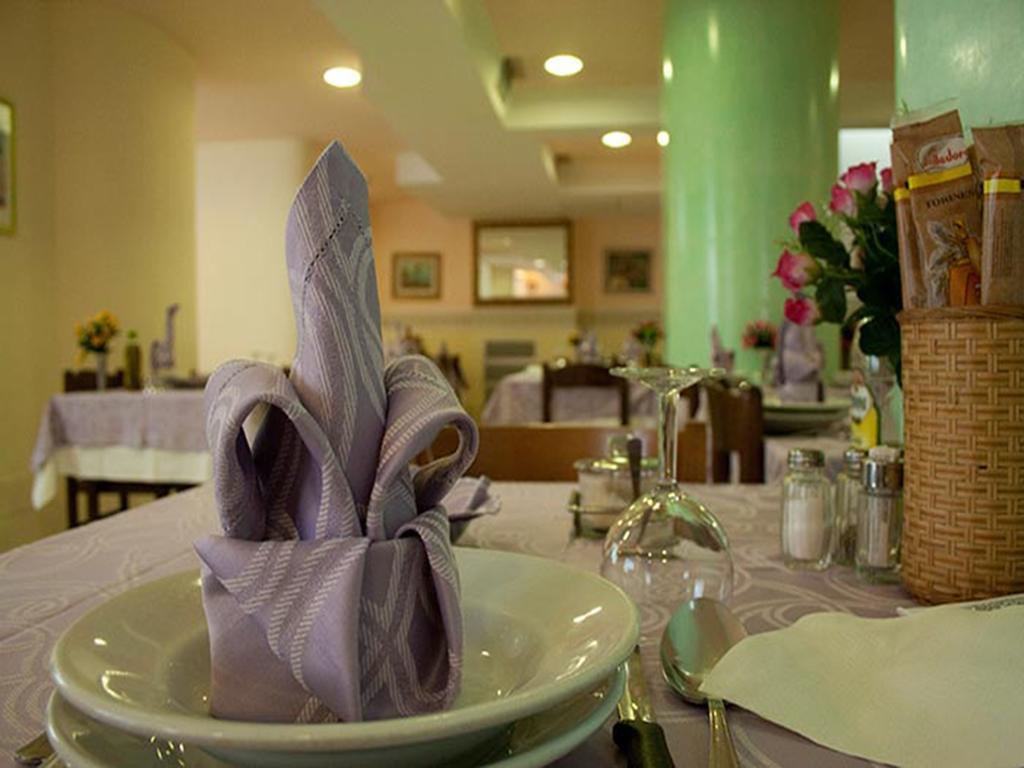 Hotel Monica Chianciano Terme Exterior photo