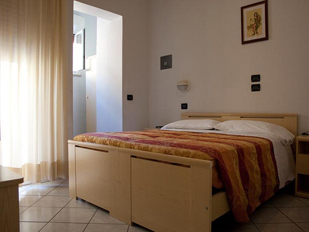 Hotel Monica Chianciano Terme Room photo