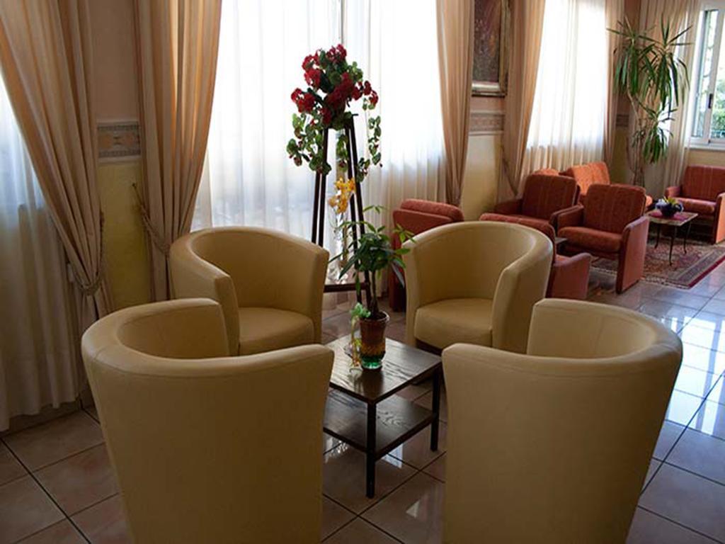 Hotel Monica Chianciano Terme Exterior photo