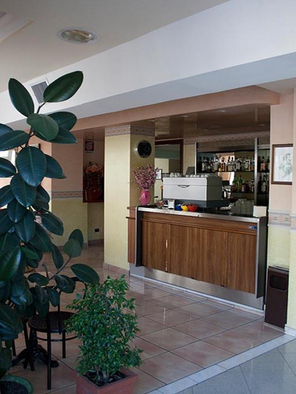Hotel Monica Chianciano Terme Exterior photo
